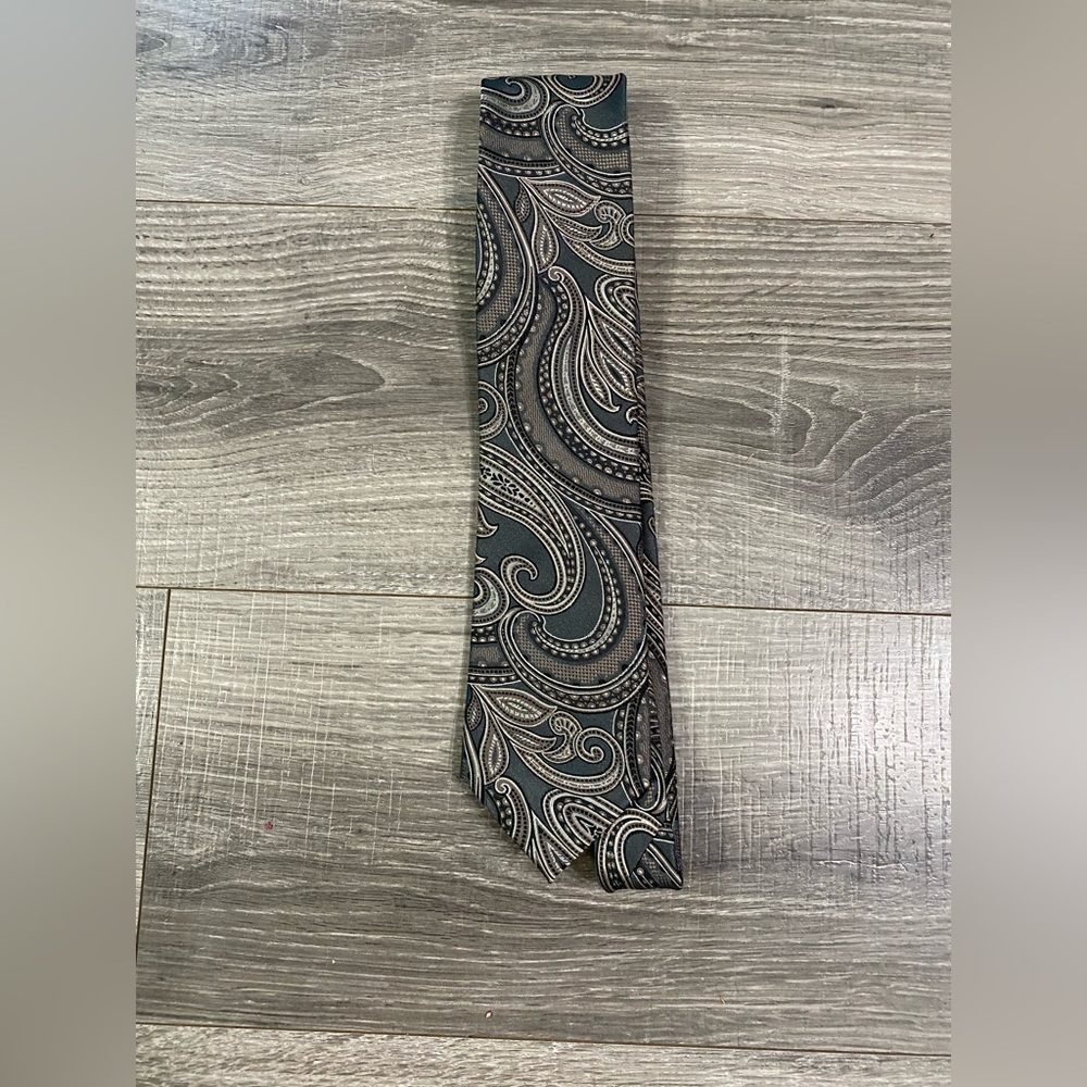 Dockers Paisley Print Tie